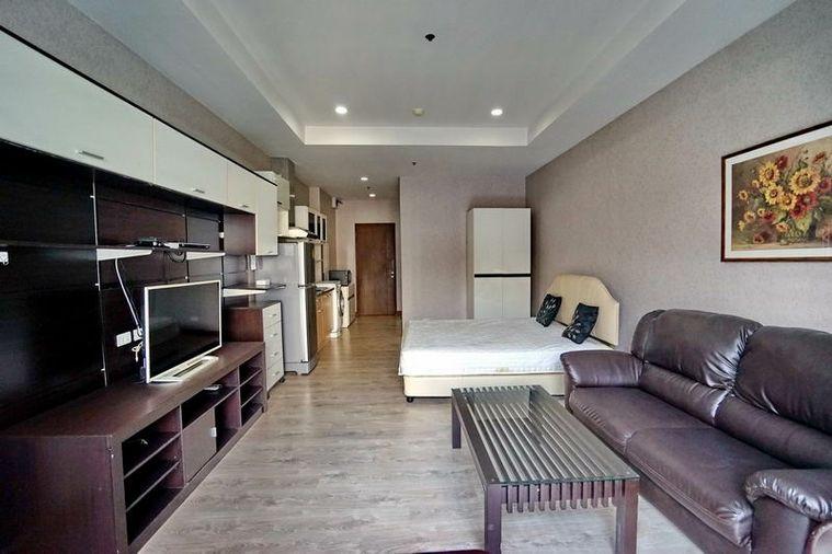picture The Trendy Condominium, Studio 1 bathroom - 2/6