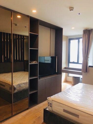 picture Q Chidlom-Phetchaburi     Size 63.32 sq m  1 bedroom, 1 bathroom  Floor 38-39  Duplex - 10/18