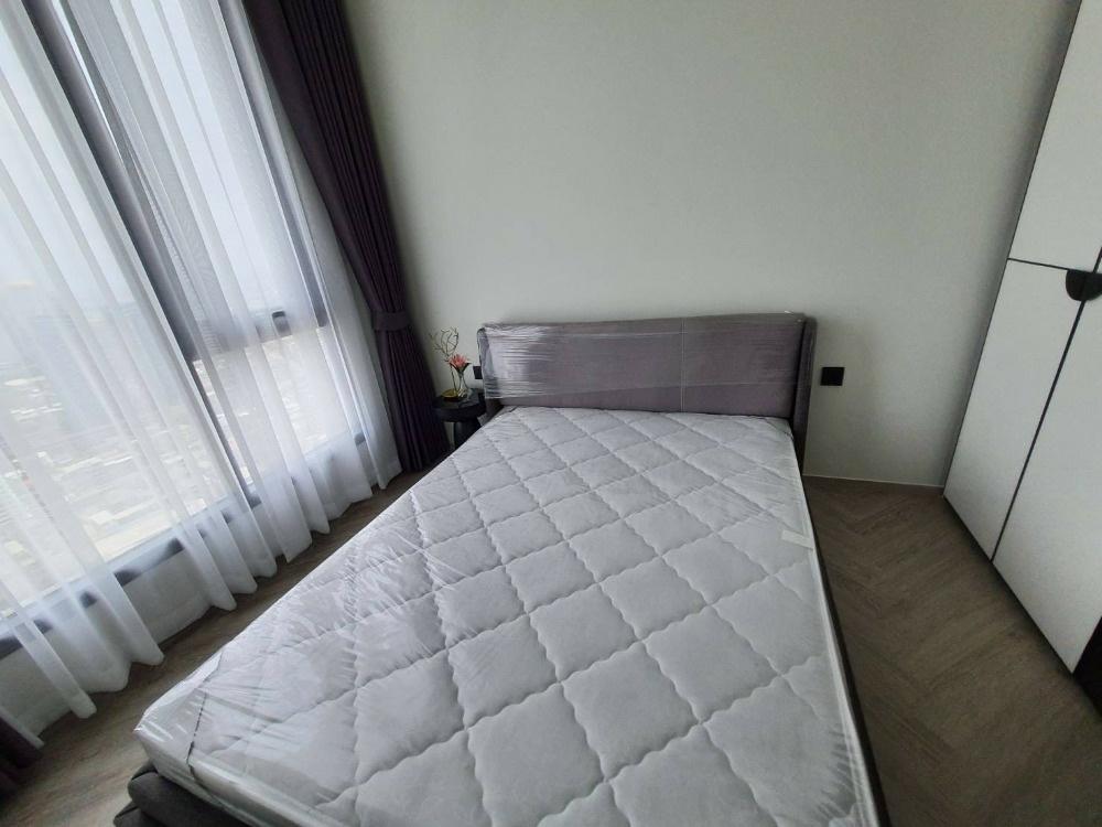 picture Chapter Charoennakhorn-Riverside      2 bedrooms, 1 bathroom  Size 49 sq m - 11/22
