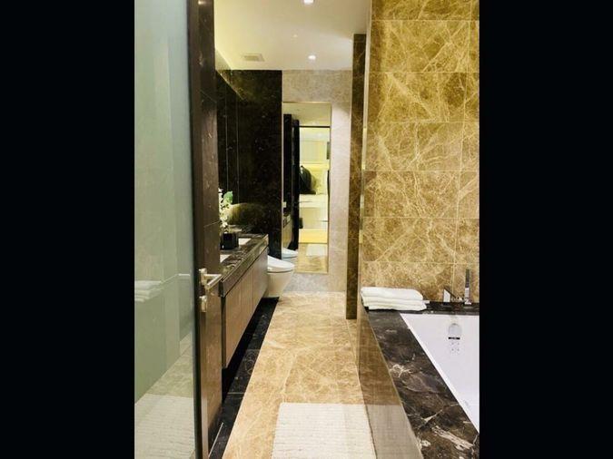 picture  28 Chidlom     Size 90 sq m  11th floor - 15/18