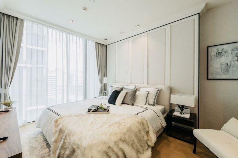 picture  28 Chidlom     Size 90 sq m  11th floor - 6/18