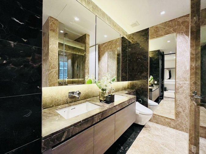picture  28 Chidlom     Size 90 sq m  11th floor - 16/18