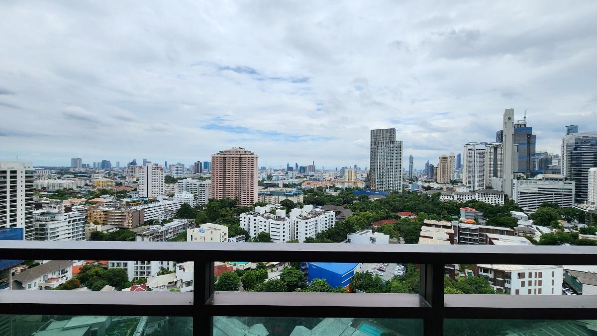 รูป Lumpini Park View | ให้เช่าหนี่งห้องนอน ใกล้จุฬา ไซต์ 60 ตร.ม. ระเบียงกว้าง ทำเลทอง ไซต์ใหญ่กว้างมาก ติด MRT ลุมพินี  - รูปที่ 3/8