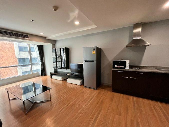 picture The Trendy Condominium        Size 74.17 sq m        1 bedroom 2 bathroom - 2/5