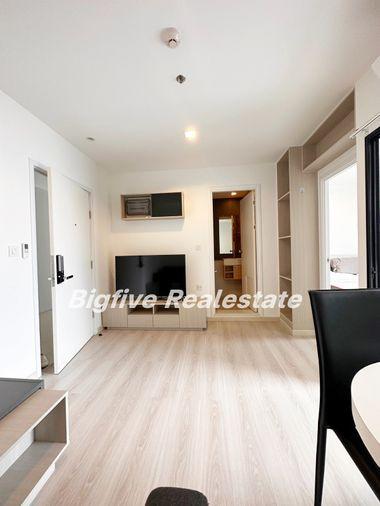 รูป A66-149    ให้เช่าคอนโด สกายไลน์ รัตนาธิเบศร์ Skyline Rattanathibet ชั้น16 แดดเช้า  เครื่องใช้ไฟฟ้าเฟอร์นิเจอร์ครบ ใกล้รถไฟฟ้า ติดถนนใหญ่  - รูปที่ 4/10