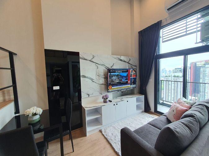 picture Condo for rent in The Emporio Place (MRT Petburee Station) (SA-01)  - 4/12