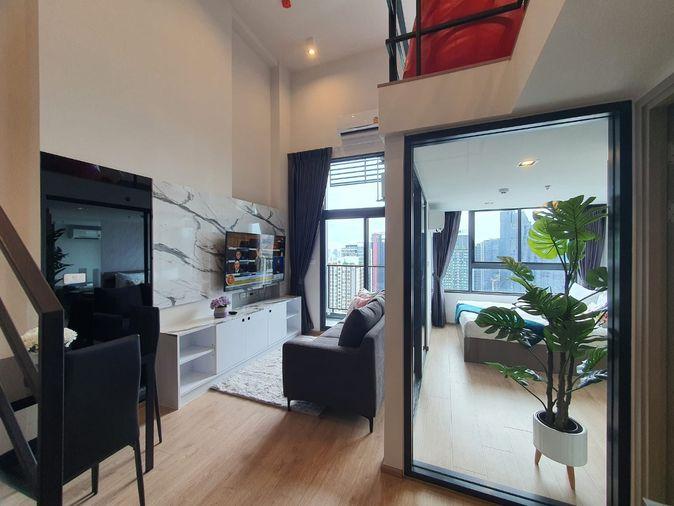 picture Condo for rent in The Emporio Place (MRT Petburee Station) (SA-01)  - 5/12