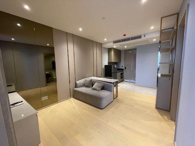 picture for rent Ashton Asoke rama9. 1bed 40sqm. Line id: @pfagent - 1/9