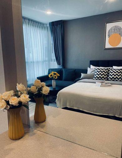 picture Condo for Rent : XT Huaikhwang  Schedule a viewing 👉 Line: @propertybkk1 - 10/17