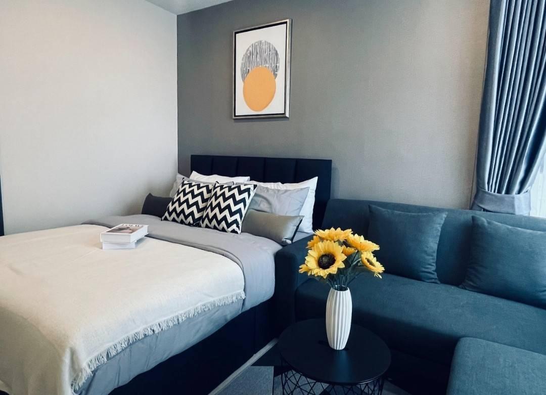 picture Condo for Rent : XT Huaikhwang  Schedule a viewing 👉 Line: @propertybkk1 - 8/17