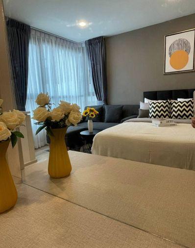 picture Condo for Rent : XT Huaikhwang  Schedule a viewing 👉 Line: @propertybkk1 - 3/17