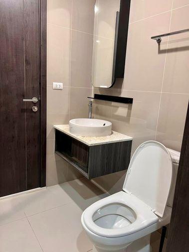รูป Rds-2552  ให้เช่าคอนโด  XT Huaikhwang   นัดชมห้อง 👉line : @propertyfinder  - รูปที่ 11/12