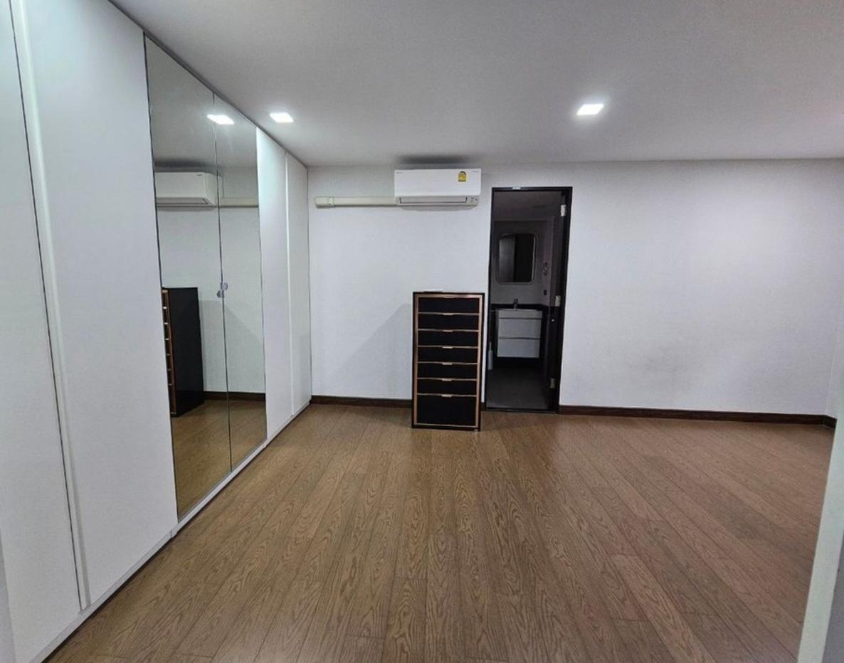 picture for rent Avenue61. 2bed 190sqm. Line id: @pfagent - 8/10
