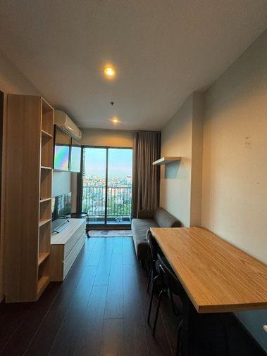 รูป ให้เช่า✨C Ekkamai✨ ห้องสวย เฟอร์นิเจอร์+เครื่องไฟฟ้าพร้อม 🚝ใกล้ BTS เอกมัย - รูปที่ 4/8