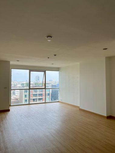 picture Condo for sale St. Louis Grand Terrace fully furnished. - 1/5