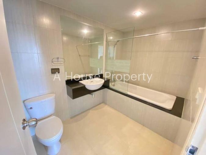picture Condo for sale, Sriracha, sea view, Golden Coast, Building 2,move in ready. - 8/12