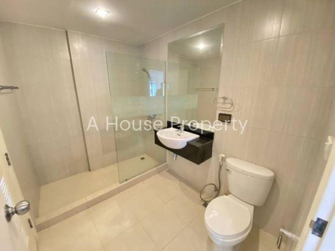 picture Condo for sale, Sriracha, sea view, Golden Coast, Building 2,move in ready. - 9/12