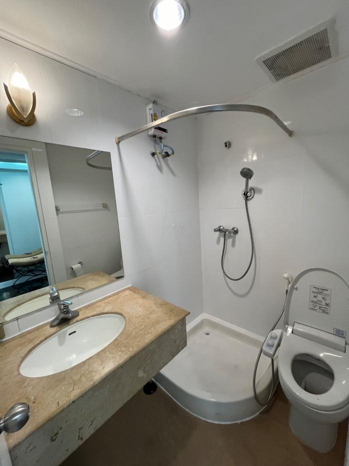 picture Acadamia. 3beds 164sqm. Line id: @pfagent - 11/23