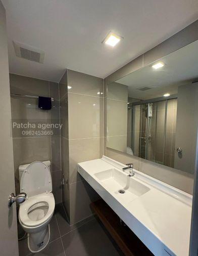 picture for rent Ideo Rama9-Asoke. Duplex 37sqm. Line id: @pfagent - 8/9