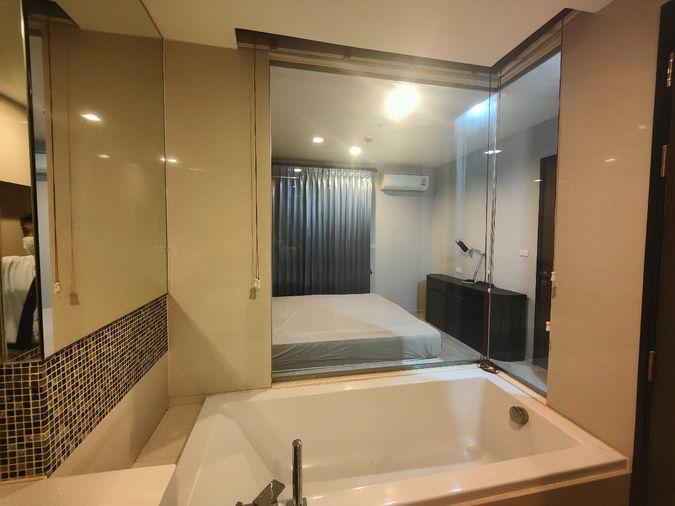 รูป ปล่อยเช่าคอนโด ริทึ่ม สุขุมวิท 44/1 ชั้น 29 1 ห้องนอน 1 ห้องน้ำ, โซนครัว, ห้องนั่งเล่น และระเบียง - รูปที่ 13/24