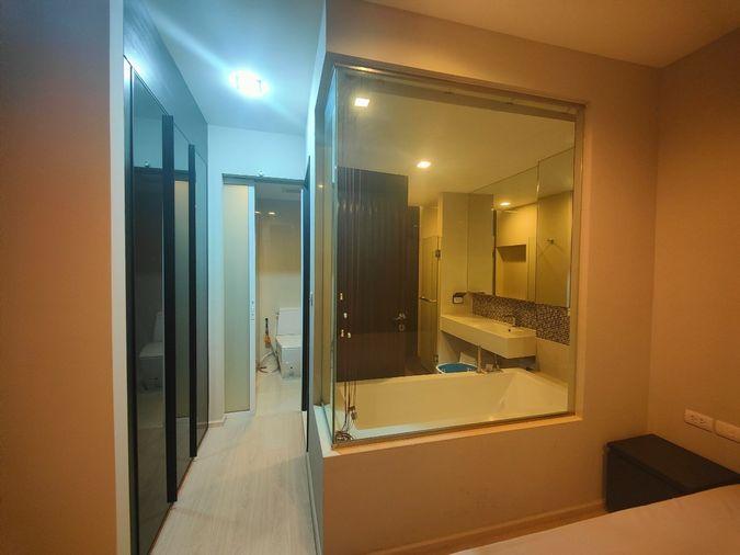 รูป ปล่อยเช่าคอนโด ริทึ่ม สุขุมวิท 44/1 ชั้น 29 1 ห้องนอน 1 ห้องน้ำ, โซนครัว, ห้องนั่งเล่น และระเบียง - รูปที่ 10/24