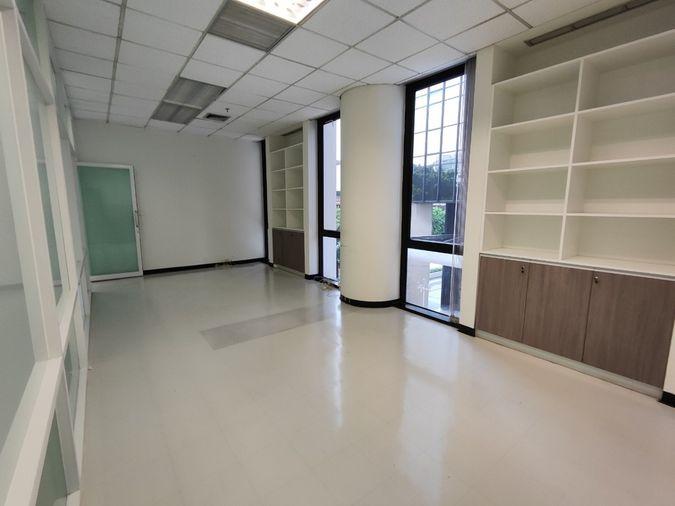picture Office space for rent S.P Building / IBM Building Sanam Pao, Ari, BTS - 5/7