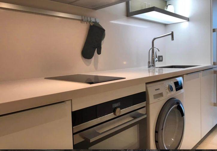 picture Sindhorn Residence. Studio 40sqm. Line id: @pfagent - 5/7
