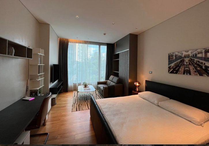picture Sindhorn Residence. Studio 40sqm. Line id: @pfagent - 2/7