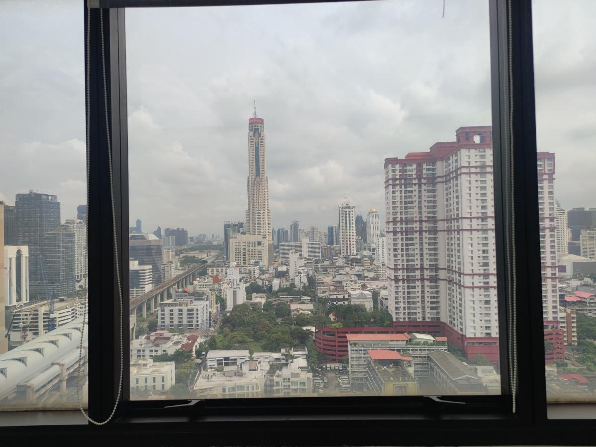picture Phayathai Plaza office       size 167 sqm  Corner unit - 13/14