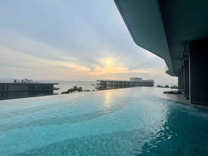 picture Luxury Penthouses for sale, 180 degree sea view, good location on a private beach. - 7/13