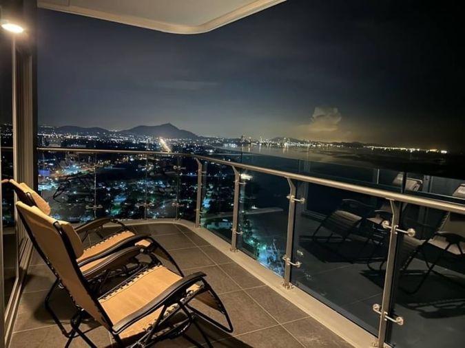 picture Luxury Penthouses for sale, 180 degree sea view, good location on a private beach. - 9/13