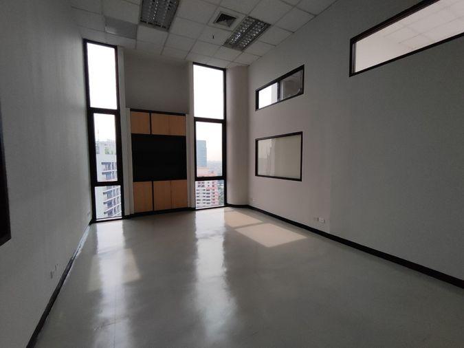 รูป เช่าพื้นที่สำนักงาน อาคาร เอส พี / อาคารไอบีเอ็ม (S.P Building / IBM Building) สนามเป้า อารีย์ bts - รูปที่ 2/13