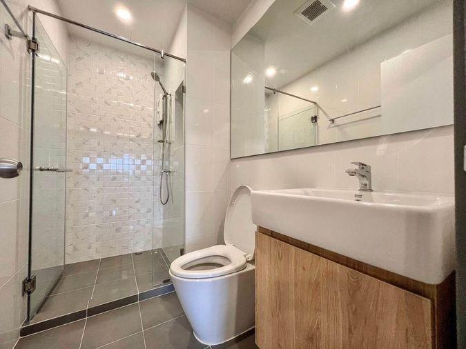 picture G7856💛中国客户，请加微信。(在联系方式的旁边)For rent Chewathai Pinklao Line ❤️💜@condopremium💜❤️Ready to move in ⬛🟨 📞 065 695 3645🟨⬛ - 8/10