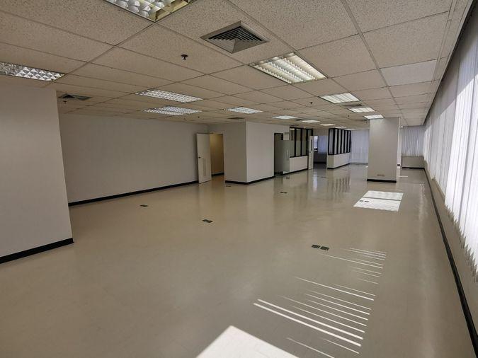 picture Office for rent 42 Tower  Size  210 sqm. - 6/10