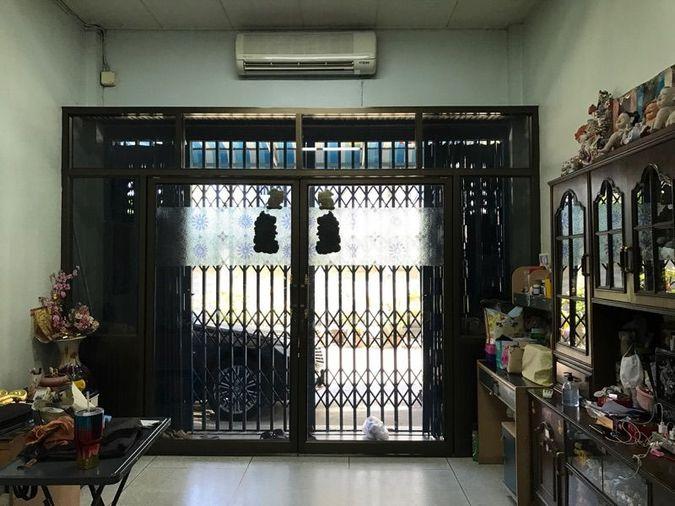 picture commercial buildings, 3.5 floors, 6 bedrooms, 3 bathrooms, Soi Petchkasem 25/2, MRT BTS Bang Wa Interchange - 4/7