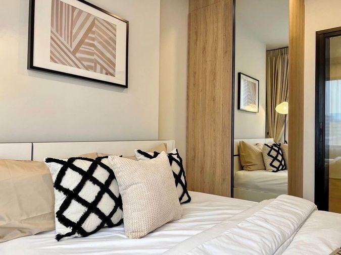 picture G7856💛中国客户，请加微信。(在联系方式的旁边)For rent Chewathai Pinklao Line ❤️💜@condopremium💜❤️Ready to move in ⬛🟨 📞 065 695 3645🟨⬛ - 1/10