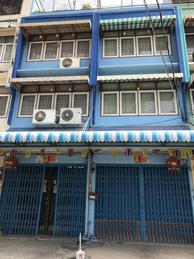 รูป  ตึกแถว 2 คูหา 3.5 ชั้น 6ห้องนอน 3 ห้องน้ำ ซอยเพชรเกษม 25/2 MRT BTS บางหว้า อินเตอร์เชนจ์ ขนาด 22.8 ตรวา - รูปที่ 1/7
