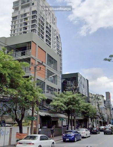 รูป Park Avenue ตึกติดถนนเอกมัย มีที่จอดรถกว่า 50 คัน ขนาด 47 ตารางวา 5 ชั้น - รูปที่ 2/3