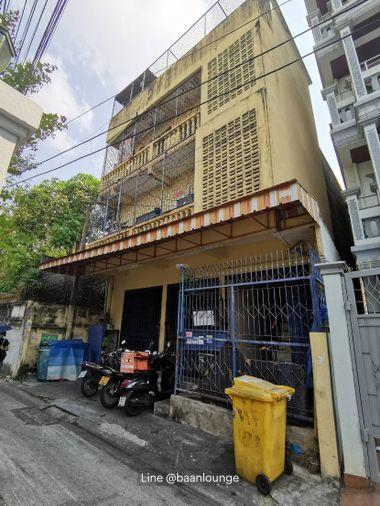 picture For Sale commercial buildings, apartments, Soi Wanglang 6, Siriraj, Prannok - 1/13