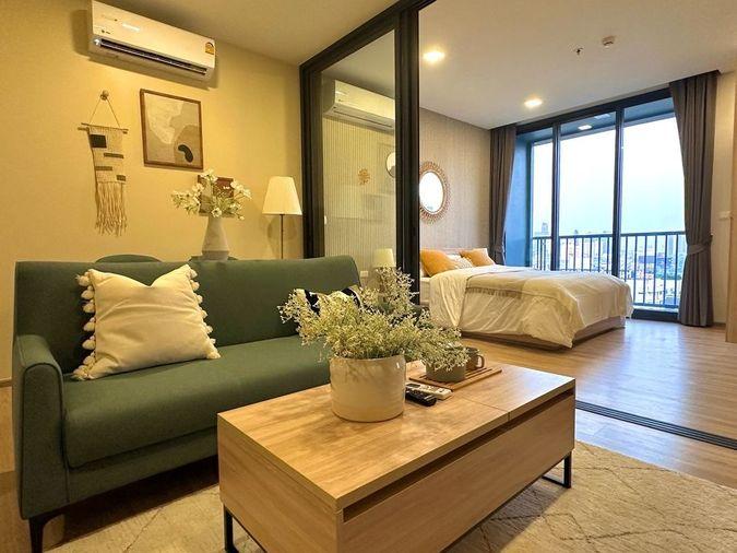 picture Condo for Rent: XT PHAYATHAI  Schedule a viewing 👉 Line: @propertybkk4 - 1/11