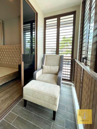 รูป SC0384🔥 ขายด่วนหมู่บ้าน บุราสิริ กรุงเทพกรีฑา 4 ห้องนอน 4 ห้องน้ำ 67.5ตร.ว จอดรถภายในบ้านได้ 4 คัน🔥⬛🟨 📞 065 695 3645🟨⬛ - รูปที่ 5/28