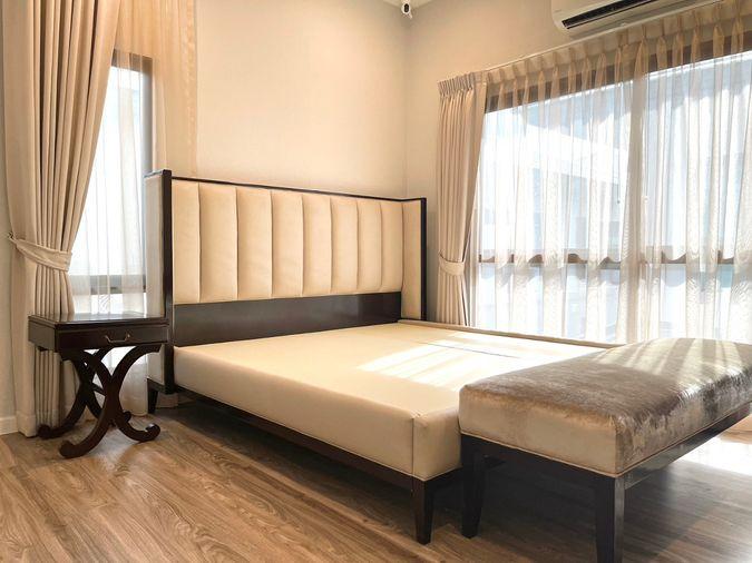 รูป SC0384🔥 ขายด่วนหมู่บ้าน บุราสิริ กรุงเทพกรีฑา 4 ห้องนอน 4 ห้องน้ำ 67.5ตร.ว จอดรถภายในบ้านได้ 4 คัน🔥⬛🟨 📞 065 695 3645🟨⬛ - รูปที่ 6/28