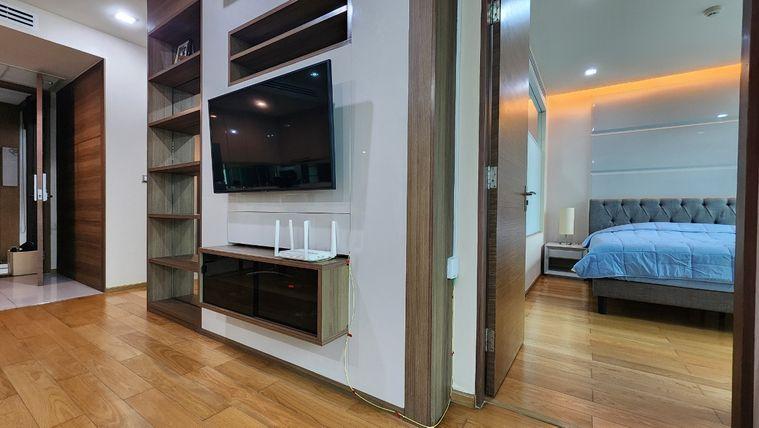 รูป The Address Sathorn 12 | ให้เช่าห้อง 2 นอน ตกแต่งแบบน่าอยู่ เปลี่ยนแอร์ใหม่ ห้องกว้าง ทำเลสะดวกสบาย - รูปที่ 9/12