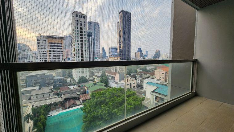 รูป The Address Sathorn 12 | ให้เช่าห้อง 2 นอน ตกแต่งแบบน่าอยู่ เปลี่ยนแอร์ใหม่ ห้องกว้าง ทำเลสะดวกสบาย - รูปที่ 5/12