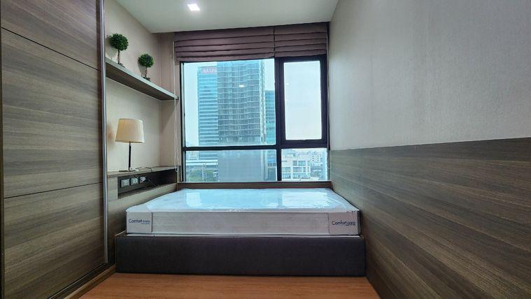 รูป The Address Sathorn 12 | ให้เช่าห้อง 2 นอน ตกแต่งแบบน่าอยู่ เปลี่ยนแอร์ใหม่ ห้องกว้าง ทำเลสะดวกสบาย - รูปที่ 12/12