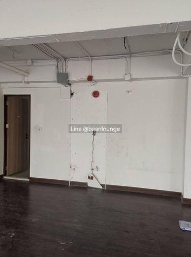 picture retail space for rent in sathorn Soi Sukhumvit 49 5th floor - 7/10