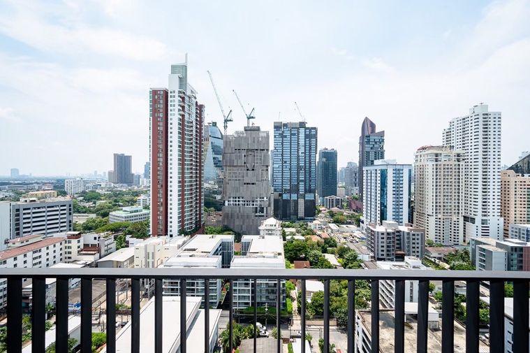 picture Rhythm Ekkamai. 2beds 80sqm. Line id: @pfagent - 16/17