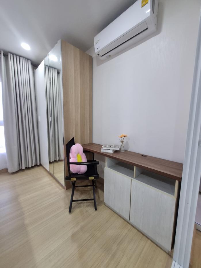 รูป ขายห้องกว้าง35ตรม.  ห้องป้ายแดง ขายขาดทุน3.59ล้าน #ติดmrt ราชมังฯ0เมตร เฟอร เครื่องใช้ไฟฟ้า ครบใหม่ ห้องไม่เคยอยู่จ้าด่วน ทักเราpaolin1 - รูปที่ 4/12
