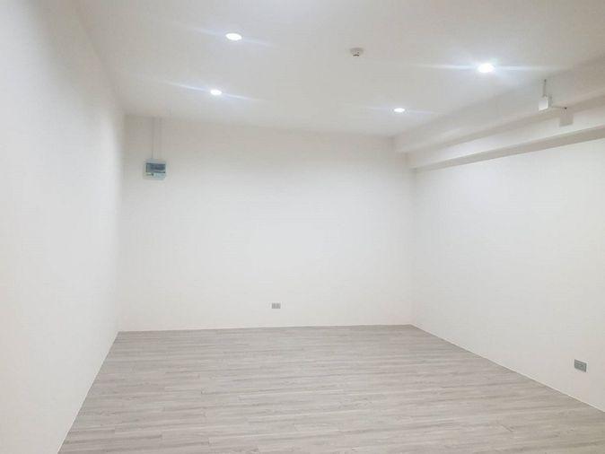 รูป Call : 084-330-9497 ให้เช่า พื้นที่สำนักงาน ภายในเมืองทองธานี ใกล้ทางด่วนแจ้งวัฒนะ พื้นที่เริ่มต้น 25-200 ตร.ม ราคาเริ่มต้น 250 บาท ต่อตารางเมตร - รูปที่ 5/8