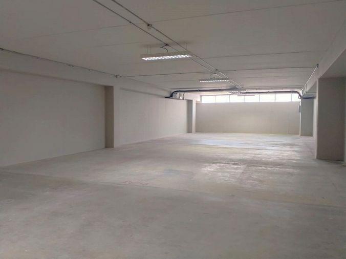 รูป Call : 095-768-8728 โกดังให้เช่า ห้องเก็บของให้เช่า Self-Storage ให้เช่า ขนาด 4-500 ตารางเมตร ภายในเมืองทองธานี ใกล้จุดขึ้น-ลงทางด่วน เพียง 3 นาที - รูปที่ 5/12